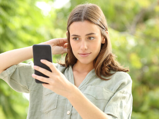 A parent’s guide to building social & emotional literacy online Improve your child's online digital resilience
