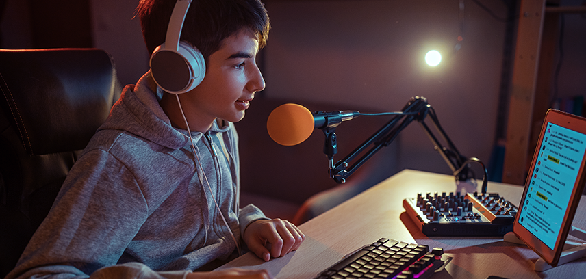 teenage boy streaming