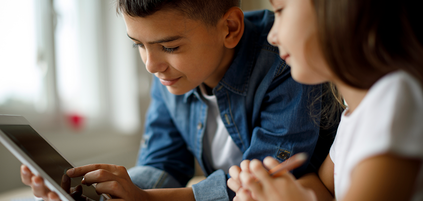 Blog_5tipstoHelpBalanceScreenTimeandLearningInsideImage Helping kids balance screen time and learning
