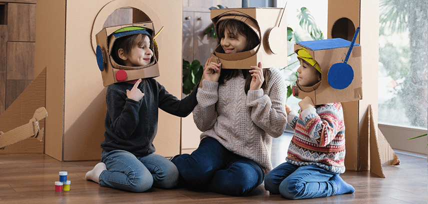 InsideImage (1) Children engaging in creative play